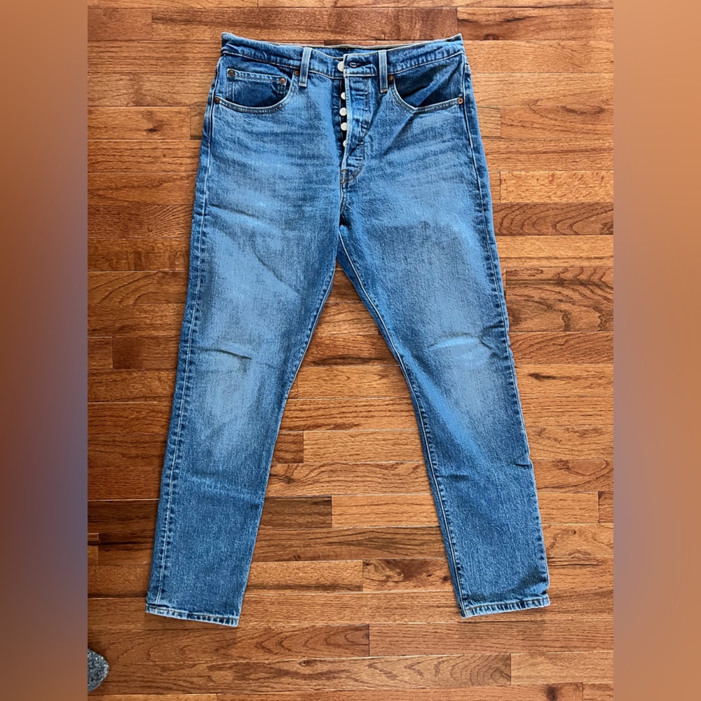 Levi’s 501 s Women’s Classic Blue Button-Fly Denim Jeans - Picture 5 of 11